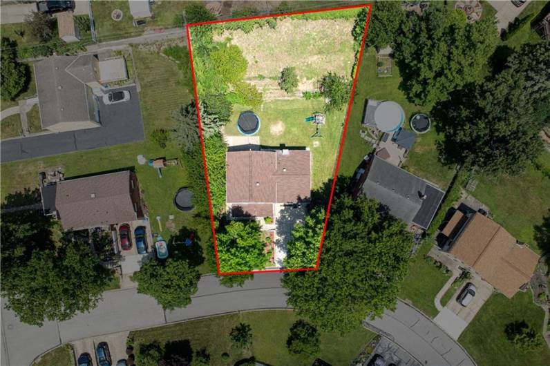 5488 Wolfe Drive, Pittsburgh, PA 15236, 4 Bedrooms Bedrooms, 9 Rooms Rooms,2 BathroomsBathrooms,Residential,For Sale,Wolfe Drive,0,1711607