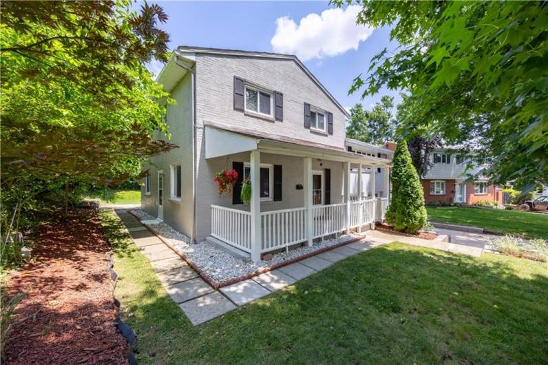 5488 Wolfe Drive, Pittsburgh, PA 15236, 4 Bedrooms Bedrooms, 9 Rooms Rooms,2 BathroomsBathrooms,Residential,For Sale,Wolfe Drive,0,1711607