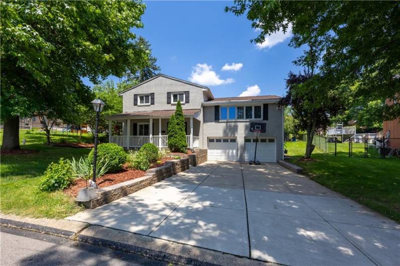 5488 Wolfe Drive, Pittsburgh, PA 15236, 4 Bedrooms Bedrooms, 9 Rooms Rooms,2 BathroomsBathrooms,Residential,For Sale,Wolfe Drive,0,1711607