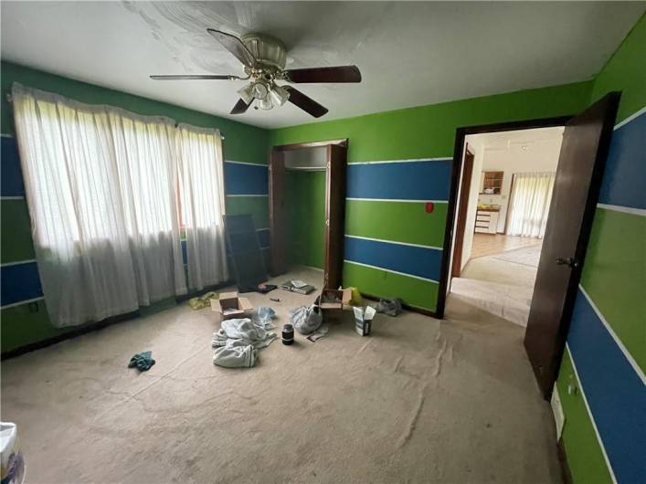 262 Twin Bridges Rd, Charleroi, PA 15022, 2 Bedrooms Bedrooms, ,1 BathroomBathrooms,Residential,For Sale,Twin Bridges Rd,0,1711618