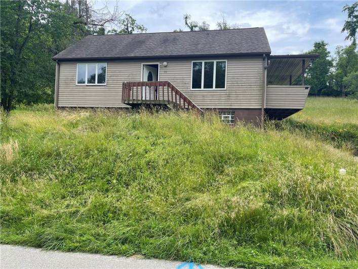 262 Twin Bridges Rd, Charleroi, PA 15022, 2 Bedrooms Bedrooms, ,1 BathroomBathrooms,Residential,For Sale,Twin Bridges Rd,0,1711618