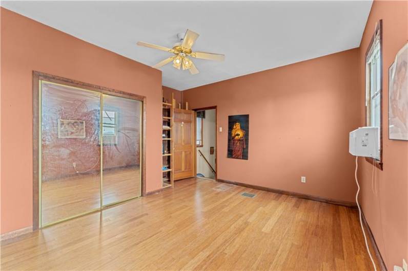 213 Pennsylvania Ave, Pittsburgh, PA 15202, 2 Bedrooms Bedrooms, ,1 BathroomBathrooms,Residential,For Sale,Pennsylvania Ave,1711623