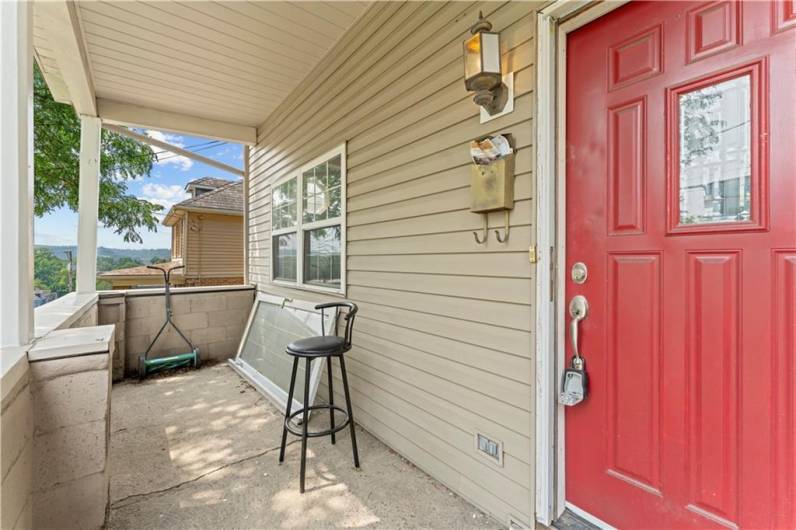 213 Pennsylvania Ave, Pittsburgh, PA 15202, 2 Bedrooms Bedrooms, ,1 BathroomBathrooms,Residential,For Sale,Pennsylvania Ave,1711623