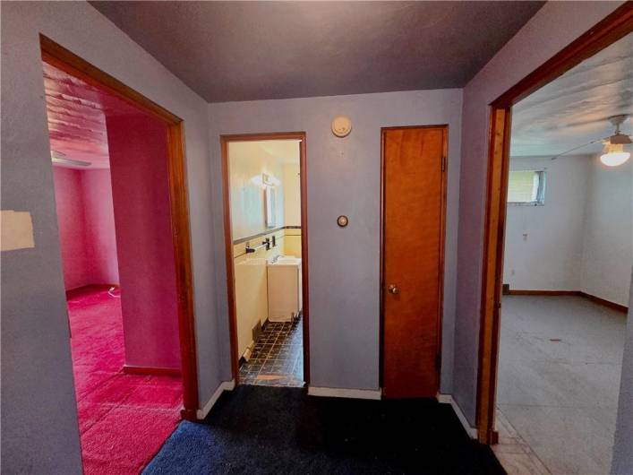 412 Viola Ave, Duquesne, PA 15110, 2 Bedrooms Bedrooms, 4 Rooms Rooms,1 BathroomBathrooms,Residential,For Sale,Viola Ave,0,1711633