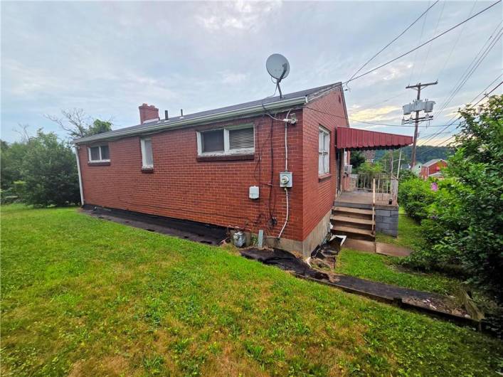 412 Viola Ave, Duquesne, PA 15110, 2 Bedrooms Bedrooms, 4 Rooms Rooms,1 BathroomBathrooms,Residential,For Sale,Viola Ave,0,1711633
