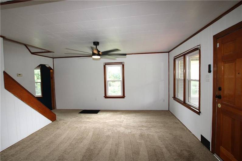 216 Duffy Dr, Coraopolis, PA 15108, 2 Bedrooms Bedrooms, 7 Rooms Rooms,2 BathroomsBathrooms,Residential,For Sale,Duffy Dr,0,1711635