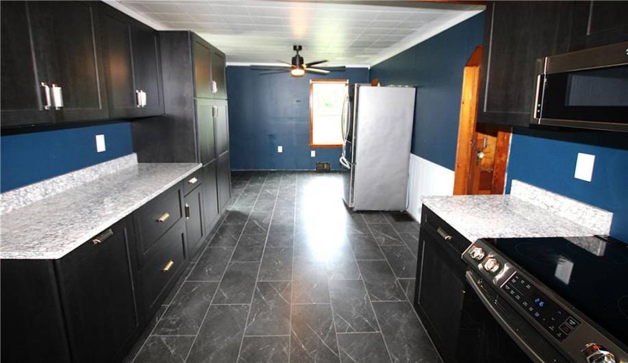 216 Duffy Dr, Coraopolis, PA 15108, 2 Bedrooms Bedrooms, 7 Rooms Rooms,2 BathroomsBathrooms,Residential,For Sale,Duffy Dr,0,1711635