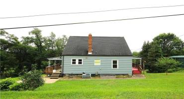 216 Duffy Dr, Coraopolis, PA 15108, 2 Bedrooms Bedrooms, 7 Rooms Rooms,2 BathroomsBathrooms,Residential,For Sale,Duffy Dr,0,1711635