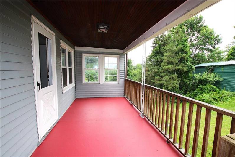 216 Duffy Dr, Coraopolis, PA 15108, 2 Bedrooms Bedrooms, 7 Rooms Rooms,2 BathroomsBathrooms,Residential,For Sale,Duffy Dr,0,1711635