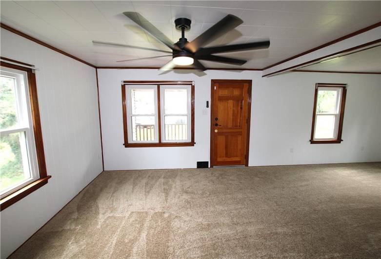 216 Duffy Dr, Coraopolis, PA 15108, 2 Bedrooms Bedrooms, 7 Rooms Rooms,2 BathroomsBathrooms,Residential,For Sale,Duffy Dr,0,1711635