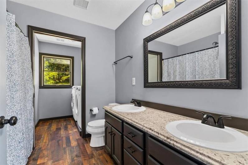 2403 Ramblewood Dr, Wexford, PA 15090, 4 Bedrooms Bedrooms, 11 Rooms Rooms,2.1 BathroomsBathrooms,Residential,For Sale,Ramblewood Dr,0,1711636