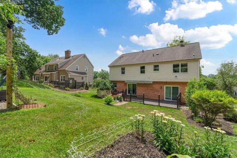 2403 Ramblewood Dr, Wexford, PA 15090, 4 Bedrooms Bedrooms, 11 Rooms Rooms,2.1 BathroomsBathrooms,Residential,For Sale,Ramblewood Dr,0,1711636