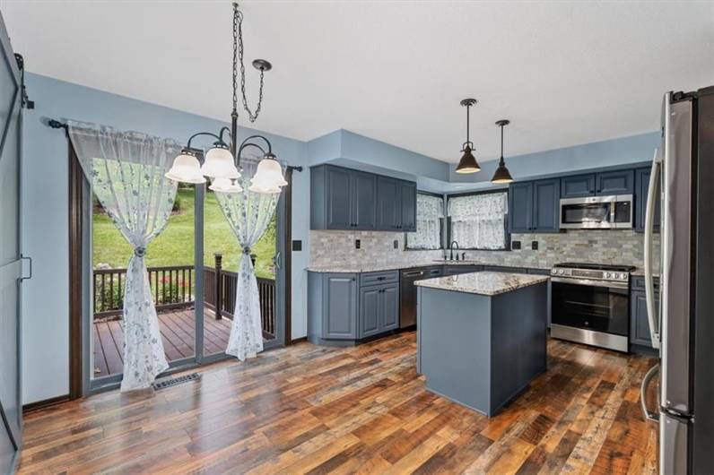 2403 Ramblewood Dr, Wexford, PA 15090, 4 Bedrooms Bedrooms, 11 Rooms Rooms,2.1 BathroomsBathrooms,Residential,For Sale,Ramblewood Dr,0,1711636
