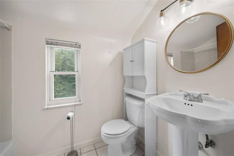 Second bath on the upper floor