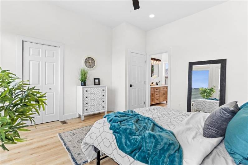 Primary suite