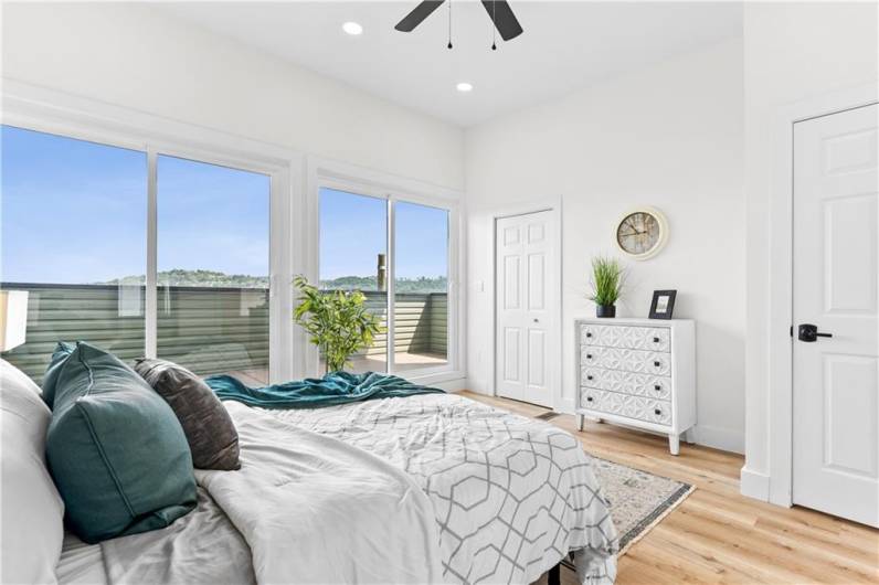 Primary suite