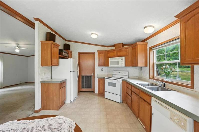 1240 Coffee Run Rd, Pulaski, PA 16143, 3 Bedrooms Bedrooms, ,2 BathroomsBathrooms,Residential,For Sale,Coffee Run Rd,0,1710699