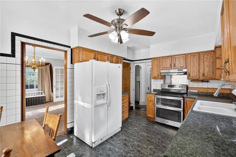 510 7th Street, Beaver Falls, PA 15010, 5 Bedrooms Bedrooms, 12 Rooms Rooms,2.3 BathroomsBathrooms,Residential,For Sale,7th Street,1710944