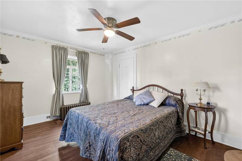 510 7th Street, Beaver Falls, PA 15010, 5 Bedrooms Bedrooms, 12 Rooms Rooms,2.3 BathroomsBathrooms,Residential,For Sale,7th Street,1710944
