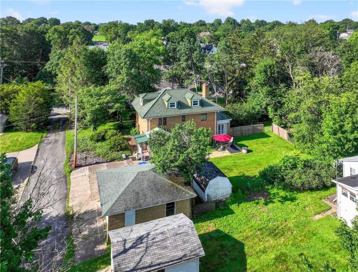 510 7th Street, Beaver Falls, PA 15010, 5 Bedrooms Bedrooms, 12 Rooms Rooms,2.3 BathroomsBathrooms,Residential,For Sale,7th Street,1710944
