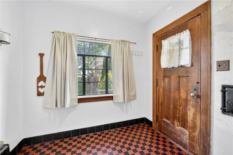 510 7th Street, Beaver Falls, PA 15010, 5 Bedrooms Bedrooms, 12 Rooms Rooms,2.3 BathroomsBathrooms,Residential,For Sale,7th Street,1710944