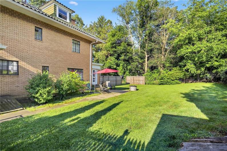 510 7th Street, Beaver Falls, PA 15010, 5 Bedrooms Bedrooms, 12 Rooms Rooms,2.3 BathroomsBathrooms,Residential,For Sale,7th Street,1710944