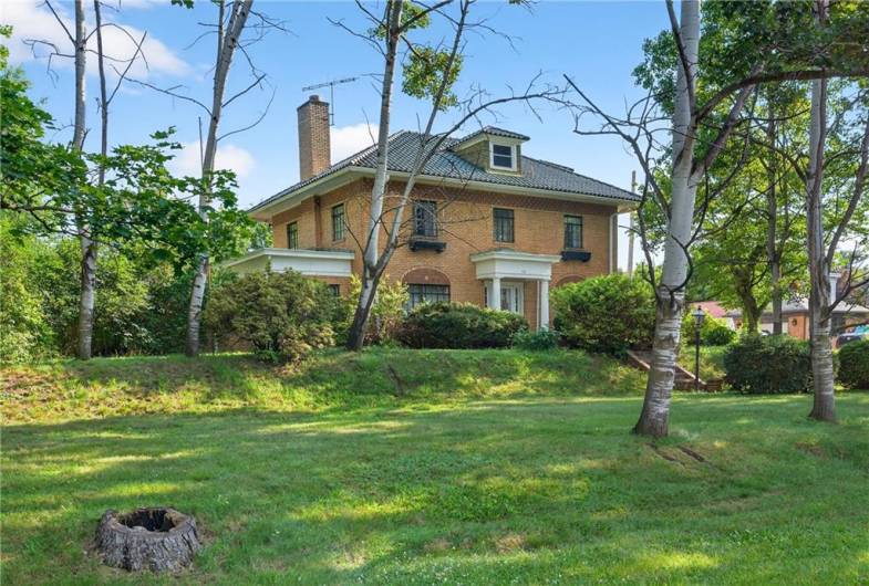 510 7th Street, Beaver Falls, PA 15010, 5 Bedrooms Bedrooms, 12 Rooms Rooms,2.3 BathroomsBathrooms,Residential,For Sale,7th Street,1710944