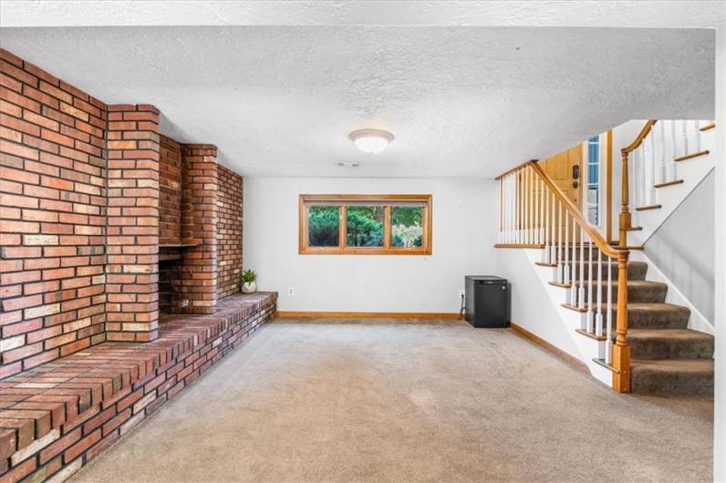 201 Pinkerton Rd, Wexford, PA 15090, 3 Bedrooms Bedrooms, 9 Rooms Rooms,1.2 BathroomsBathrooms,Residential,For Sale,Pinkerton Rd,1711313