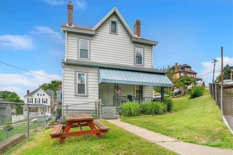 308 Harrison Avenue, Pittsburgh, PA 15202, 3 Bedrooms Bedrooms, 7 Rooms Rooms,1 BathroomBathrooms,Residential,For Sale,Harrison Avenue,1711354