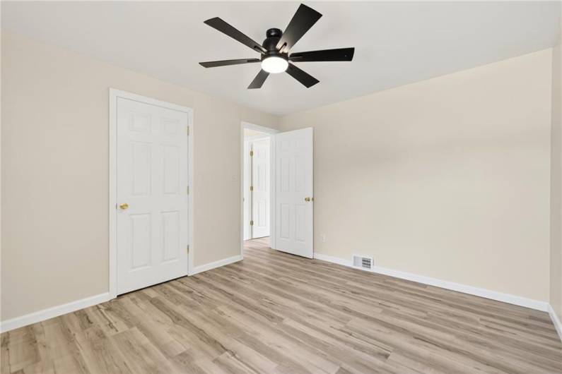 545 Vanderbilt Rd, Connellsville, PA 15425, 4 Bedrooms Bedrooms, 7 Rooms Rooms,3 BathroomsBathrooms,Residential,For Sale,Vanderbilt Rd,1711414