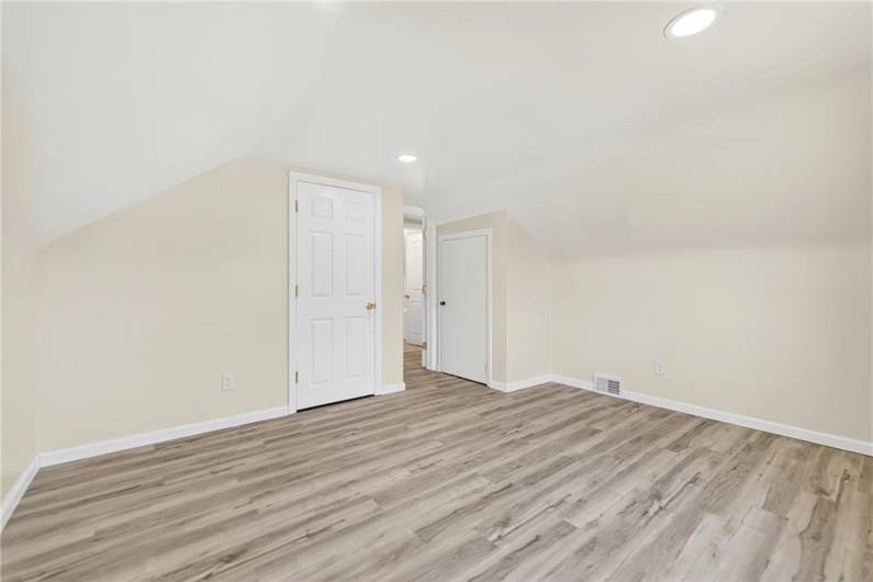 545 Vanderbilt Rd, Connellsville, PA 15425, 4 Bedrooms Bedrooms, 7 Rooms Rooms,3 BathroomsBathrooms,Residential,For Sale,Vanderbilt Rd,1711414
