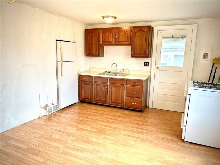 1017 Johnston Ave, Kittanning, PA 16201, 2 Bedrooms Bedrooms, ,1 BathroomBathrooms,Residential,For Sale,Johnston Ave,1711439