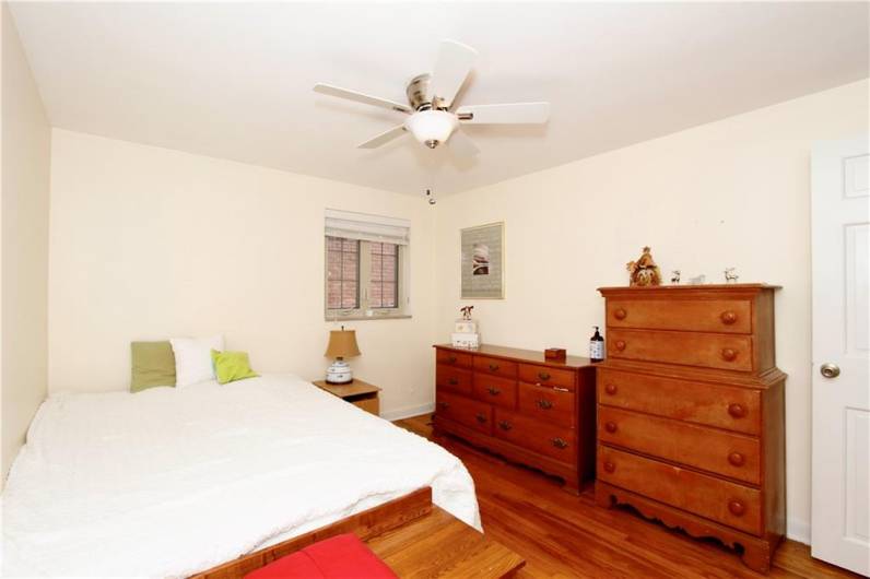 731 Kewanna Ave, Pittsburgh, PA 15234, 2 Bedrooms Bedrooms, 8 Rooms Rooms,1.1 BathroomsBathrooms,Residential,For Sale,Kewanna Ave,1711511
