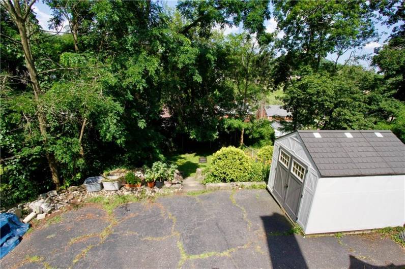 731 Kewanna Ave, Pittsburgh, PA 15234, 2 Bedrooms Bedrooms, 8 Rooms Rooms,1.1 BathroomsBathrooms,Residential,For Sale,Kewanna Ave,1711511