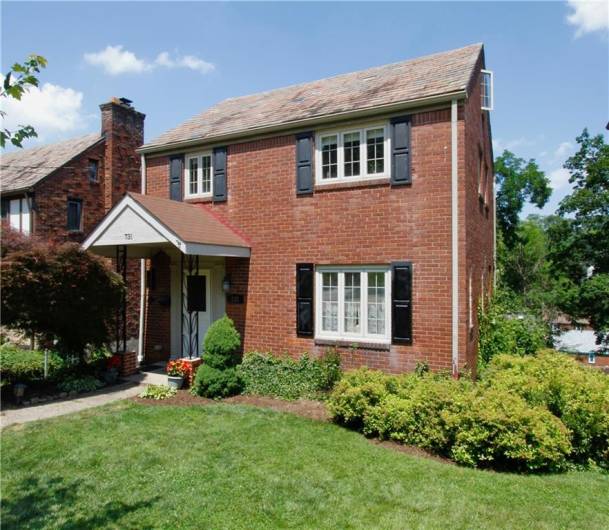 731 Kewanna Ave, Pittsburgh, PA 15234, 2 Bedrooms Bedrooms, 8 Rooms Rooms,1.1 BathroomsBathrooms,Residential,For Sale,Kewanna Ave,1711511