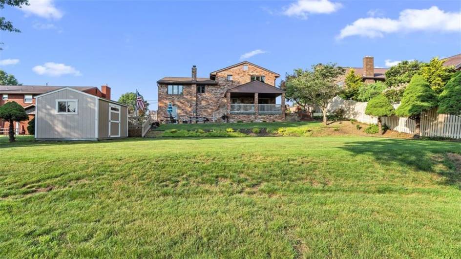 11 Sunnycrest Drive, Cecil, PA 15321, 3 Bedrooms Bedrooms, 6 Rooms Rooms,3 BathroomsBathrooms,Residential,For Sale,Sunnycrest Drive,1711532