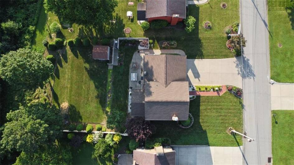 11 Sunnycrest Drive, Cecil, PA 15321, 3 Bedrooms Bedrooms, 6 Rooms Rooms,3 BathroomsBathrooms,Residential,For Sale,Sunnycrest Drive,1711532