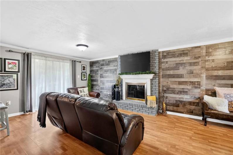 9896 Moccasin Trail, Wexford, PA 15090, 3 Bedrooms Bedrooms, 11 Rooms Rooms,2.2 BathroomsBathrooms,Residential,For Sale,Moccasin Trail,1711549