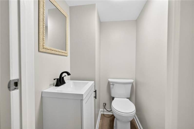 9896 Moccasin Trail, Wexford, PA 15090, 3 Bedrooms Bedrooms, 11 Rooms Rooms,2.2 BathroomsBathrooms,Residential,For Sale,Moccasin Trail,1711549