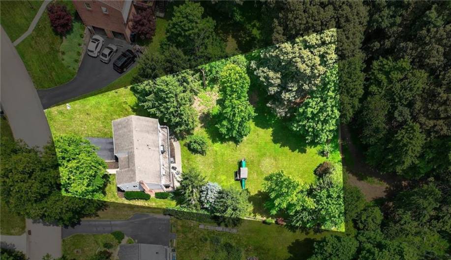 9896 Moccasin Trail, Wexford, PA 15090, 3 Bedrooms Bedrooms, 11 Rooms Rooms,2.2 BathroomsBathrooms,Residential,For Sale,Moccasin Trail,1711549
