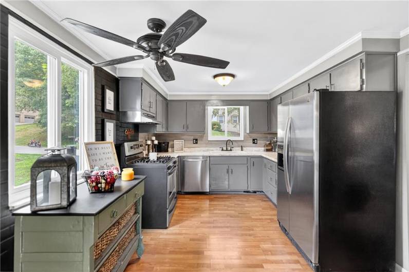 9896 Moccasin Trail, Wexford, PA 15090, 3 Bedrooms Bedrooms, 11 Rooms Rooms,2.2 BathroomsBathrooms,Residential,For Sale,Moccasin Trail,1711549