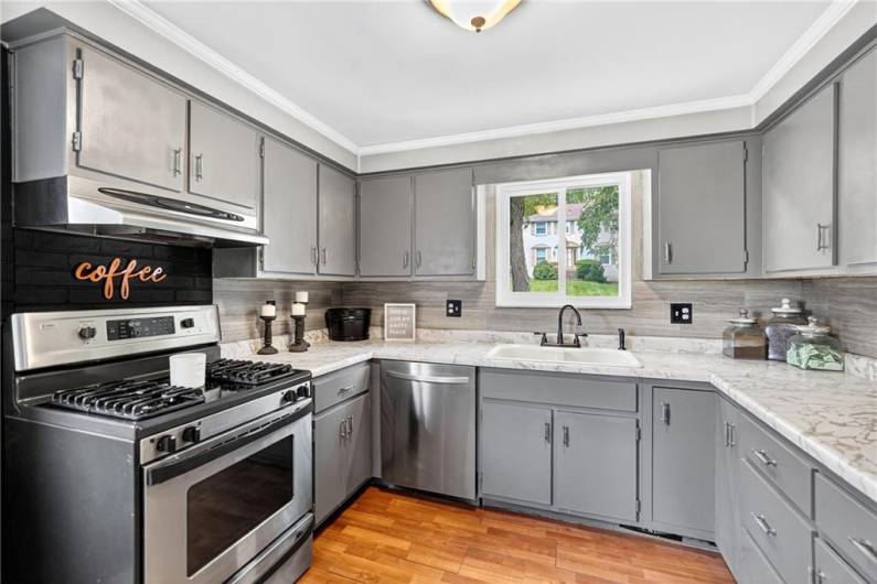 9896 Moccasin Trail, Wexford, PA 15090, 3 Bedrooms Bedrooms, 11 Rooms Rooms,2.2 BathroomsBathrooms,Residential,For Sale,Moccasin Trail,1711549