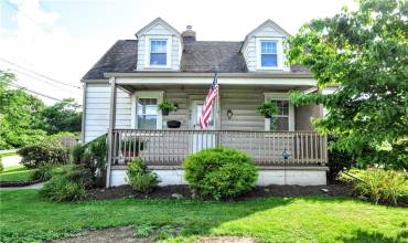 426 Stafford Ave, Bridgeville, PA 15017, 3 Bedrooms Bedrooms, 6 Rooms Rooms,1.1 BathroomsBathrooms,Residential,For Sale,Stafford Ave,1711650