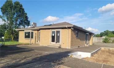 1442 Greensburg Pike, West Newton, PA 15089, 2 Bedrooms Bedrooms, 5 Rooms Rooms,2 BathroomsBathrooms,Residential,For Sale,Greensburg Pike,1711676