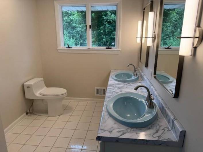 4723 Lucy Dr, Allison Park, PA 15101, 3 Bedrooms Bedrooms, ,3 BathroomsBathrooms,Lease,For Sale,Lucy Dr,1711276
