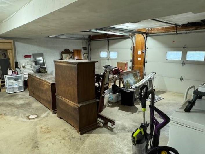 2--car integral garage