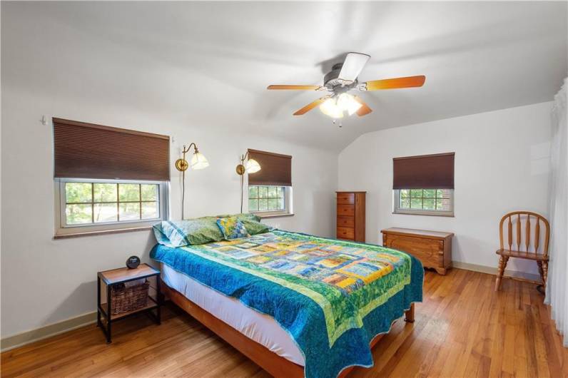 25 Love Place, Pittsburgh, PA 15218, 3 Bedrooms Bedrooms, 8 Rooms Rooms,2.1 BathroomsBathrooms,Residential,For Sale,Love Place,1711562