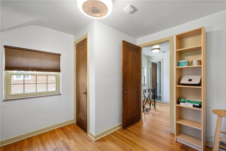 25 Love Place, Pittsburgh, PA 15218, 3 Bedrooms Bedrooms, 8 Rooms Rooms,2.1 BathroomsBathrooms,Residential,For Sale,Love Place,1711562