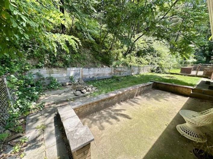 2691 Woodstock Ave, Pittsburgh, PA 15218, 3 Bedrooms Bedrooms, ,1.1 BathroomsBathrooms,Residential,For Sale,Woodstock Ave,1711573