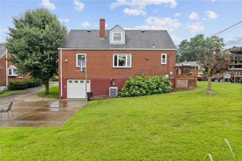 1709 Eben St, Pittsburgh, PA 15226, 3 Bedrooms Bedrooms, 8 Rooms Rooms,2 BathroomsBathrooms,Residential,For Sale,Eben St,1711586